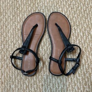Kelly & Katie black T-Strap sandals